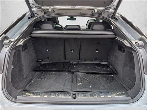 2025 BMW X6 xDrive40i