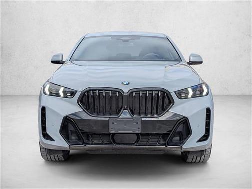 2025 BMW X6 xDrive40i