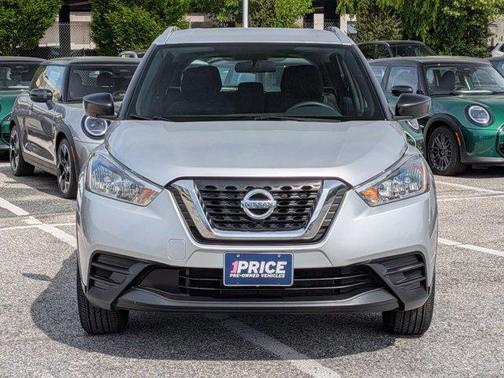 Brilliant Silver Metallic 2019 Nissan Kicks S