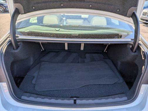 Mineral White Metallic 2024 BMW 330 xDrive