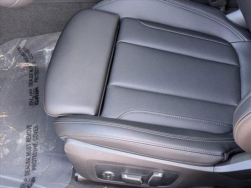 2026 BMW 330 xDrive NA