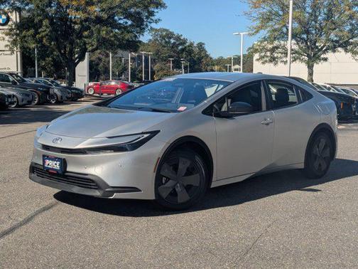 2024 Toyota Prius LE