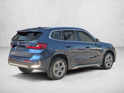 Phytonic Blue Metallic 2025 BMW X1 xDrive28i