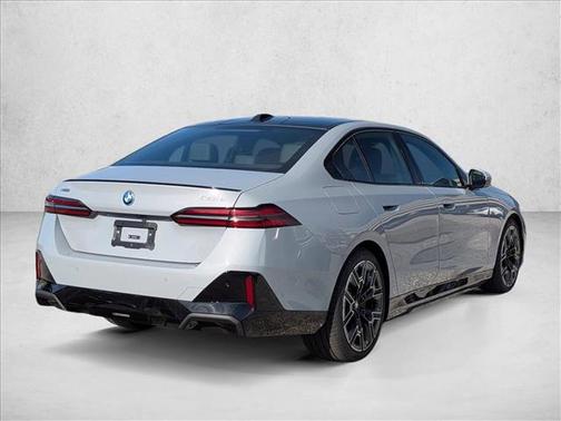 2026 BMW 550e xDrive