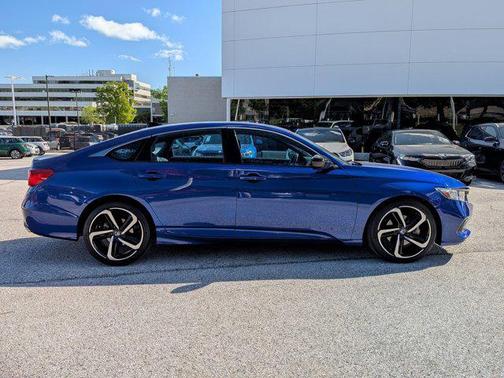 Still Night Pearl 2022 Honda Accord Sport 1.5T