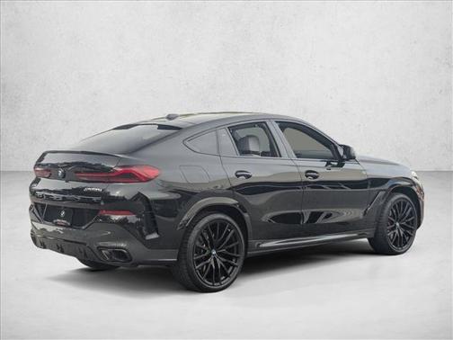 2025 BMW X6 M60i