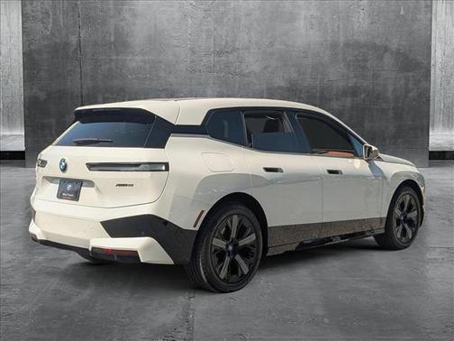 2024 BMW iX xDrive50