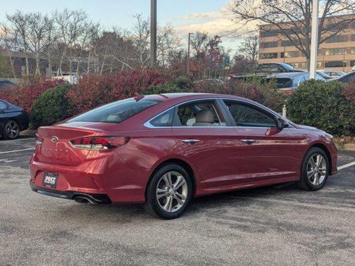 2018 Hyundai SONATA SEL