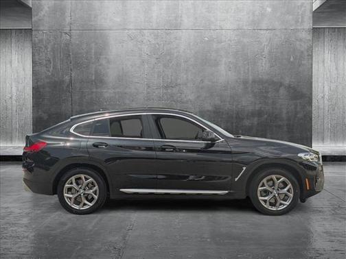 2024 BMW X4 xDrive30i