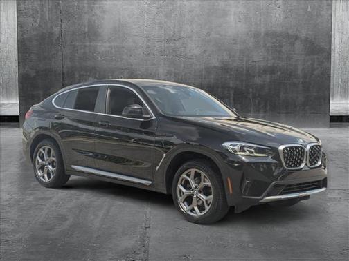 2024 BMW X4 xDrive30i