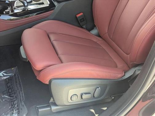 2025 BMW X4 M40i