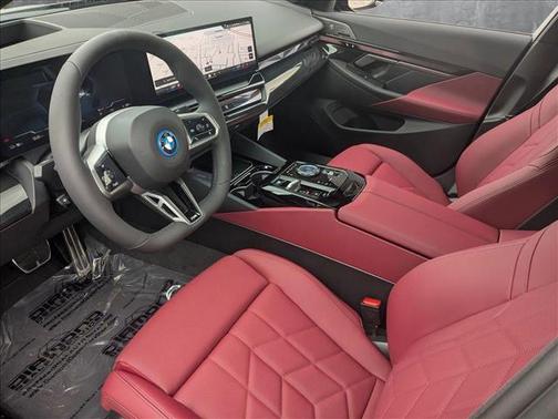 2025 BMW i5 eDrive40