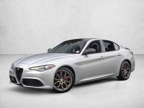 2018 Alfa Romeo Giulia Base