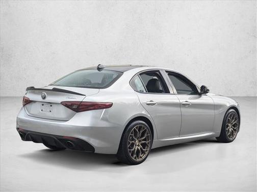 2018 Alfa Romeo Giulia Base