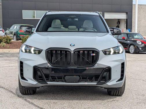 Brooklyn Grey Metallic 2026 BMW X5 M60i