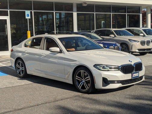 2022 BMW 530 i xDrive