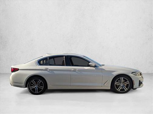 2022 BMW 530 i xDrive