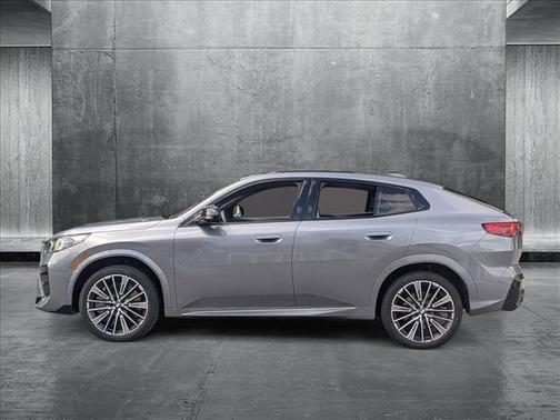 2025 BMW X2 M35i