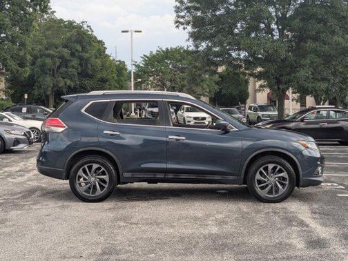 2016 Nissan Rogue SL
