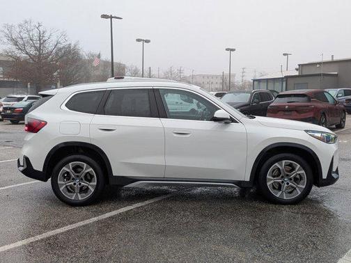 2025 BMW X1 xDrive28i