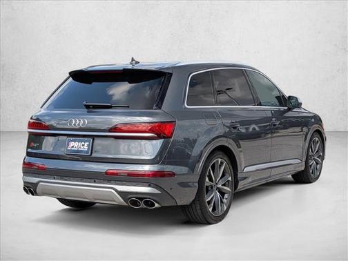 Daytona Gray Pearl Effect 2022 Audi SQ7 4.0T Premium Plus
