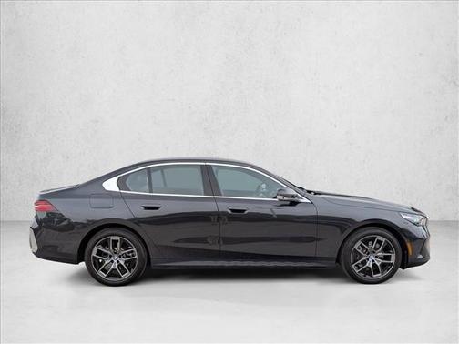 Dark Graphite Metallic 2026 BMW 530 xDrive