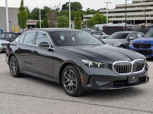 Dark Graphite Metallic 2026 BMW 530 xDrive