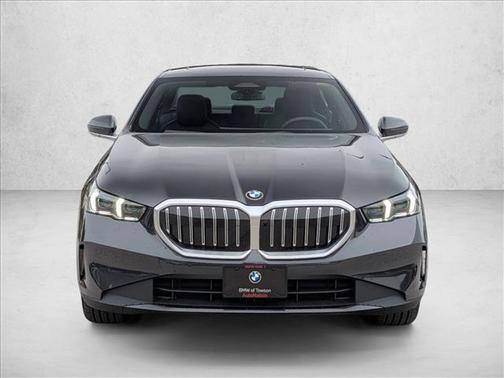 Dark Graphite Metallic 2026 BMW 530 xDrive