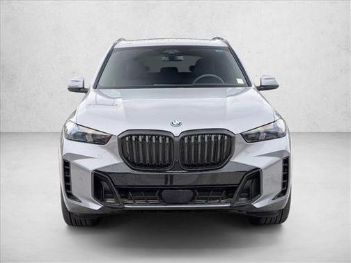 Skyscraper Grey Metallic 2026 BMW X5 PHEV xDrive50e