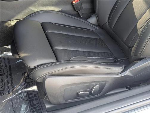 2026 BMW M240 i xDrive