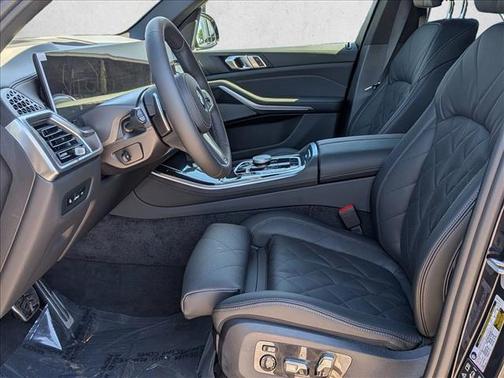 Carbon Black Metallic 2026 BMW X5 xDrive40i