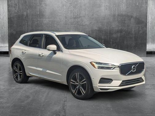 2019 Volvo XC60 T5 Momentum