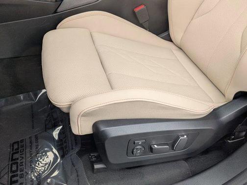 Mineral White Metallic 2026 BMW X3 30 xDrive