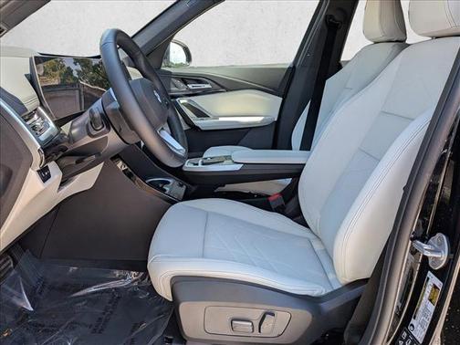 Black Sapphire Metallic 2026 BMW X1 xDrive28i