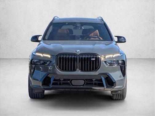 2026 BMW X7 M60i