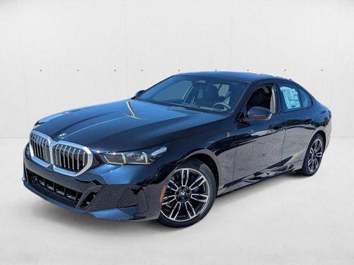 Carbon Black Metallic 2026 BMW 530 530i