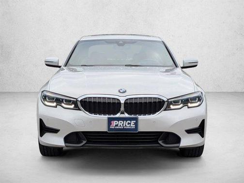 Mineral White Metallic 2021 BMW 330 xDrive