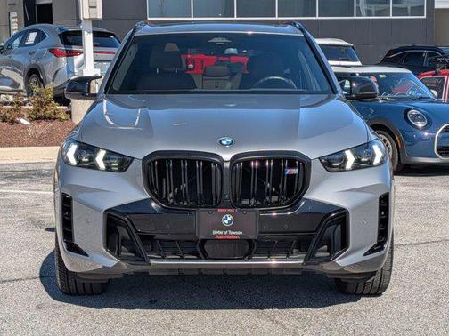 Skyscraper Grey Metallic 2024 BMW X5 M60i