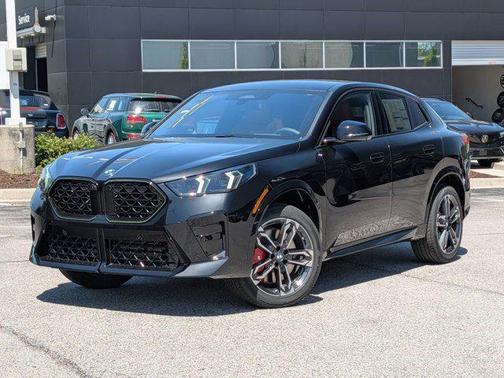 Black Sapphire Metallic 2026 BMW X2 xDrive28i