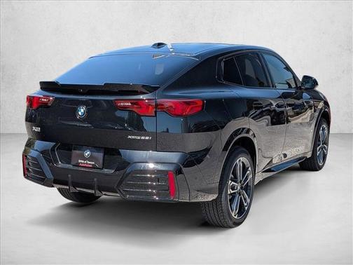 Black Sapphire Metallic 2026 BMW X2 xDrive28i