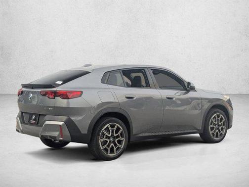 Skyscraper Grey Metallic 2026 BMW X2 xDrive28i
