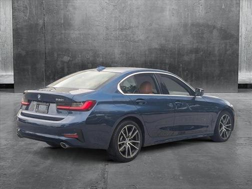 2022 BMW 330 xDrive