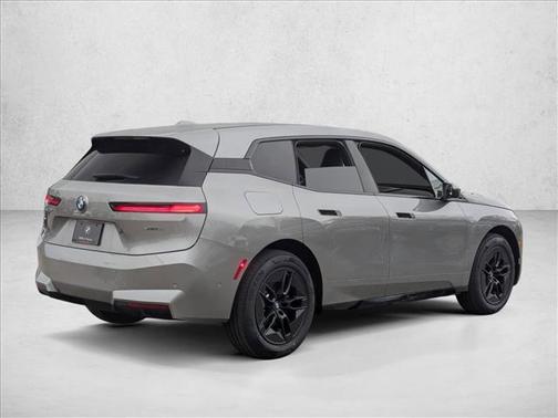 2026 BMW iX xDrive45