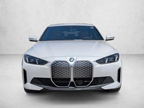 Mineral White Metallic 2026 BMW i4 Gran Coupe xDrive40