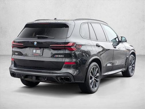 2024 BMW X5 M60i
