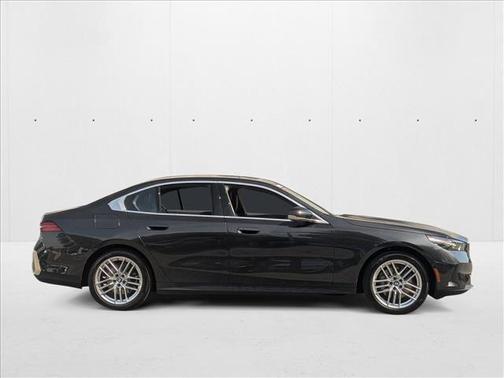 2024 BMW 530 i xDrive