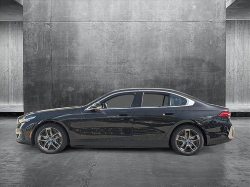 2025 BMW i5 xDrive40