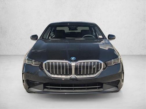 Black Sapphire Metallic 2025 BMW i5 xDrive40