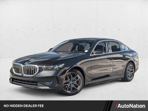 Black Sapphire Metallic 2025 BMW i5 xDrive40