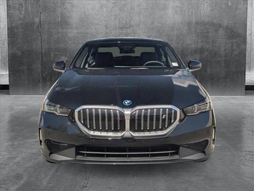 2025 BMW i5 xDrive40
